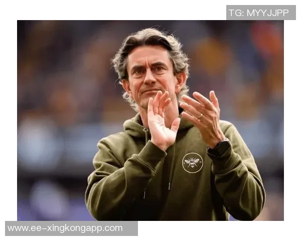 弗兰克谈定位球重要性并透露联赛杯将进行阵容轮换策略 弗兰克谈定位球重要性并透露联赛杯将进行阵容轮换策略