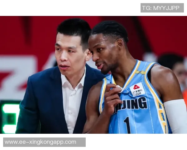 弗拉格解析持球策略助力后卫减压应对全场紧逼挑战